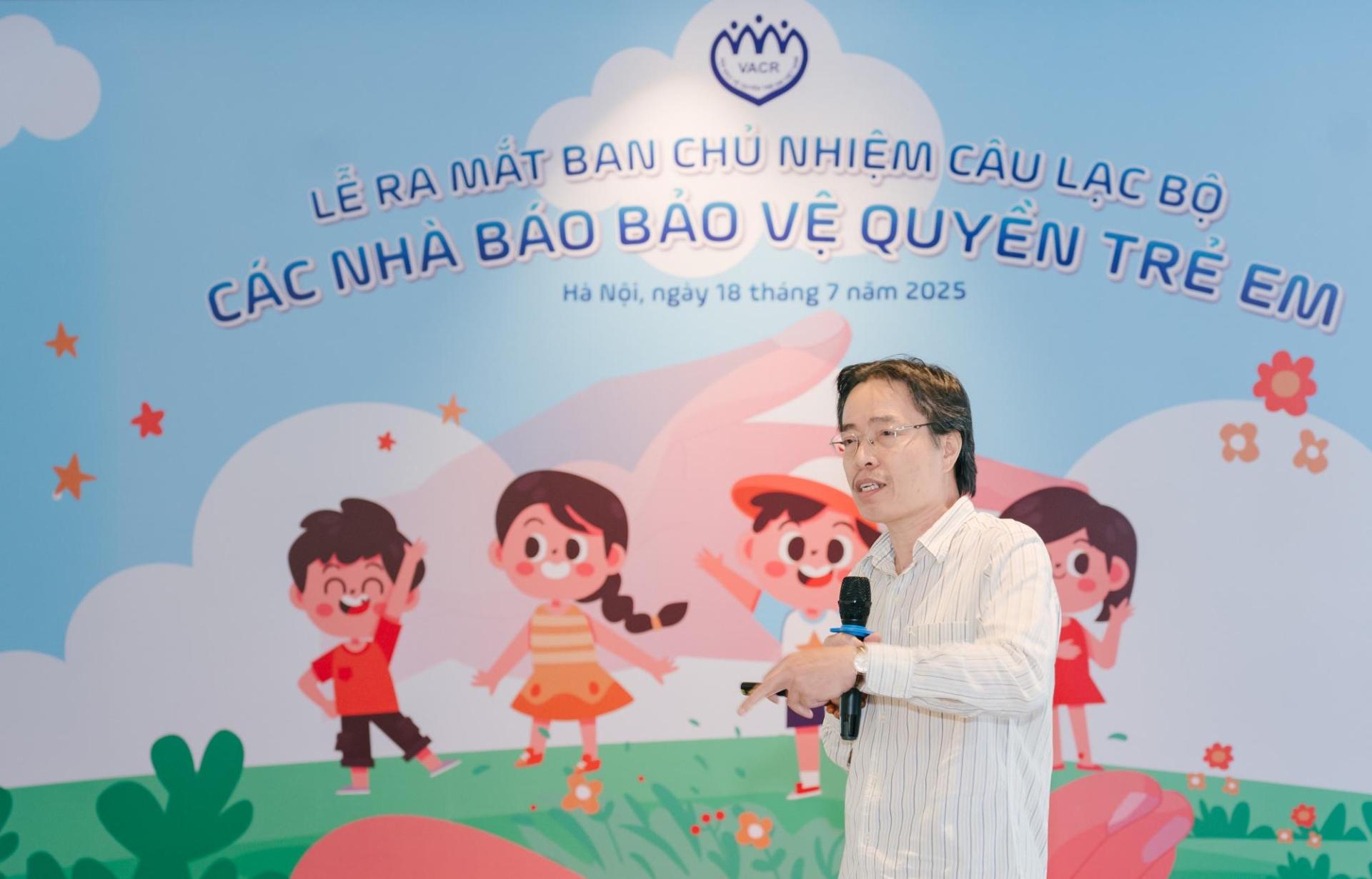 ĐẶNG HOA NAM