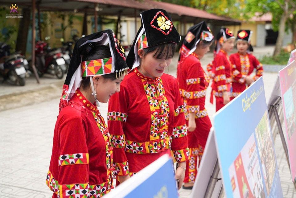 Triển lãm đã làm nổi bật hiệu quả của Dự án 8 được triển khai bởi các cấp Hội phụ nữ, từ tuyên truyền thay đổi 500461304_1281685690628569_982580698288648300_n