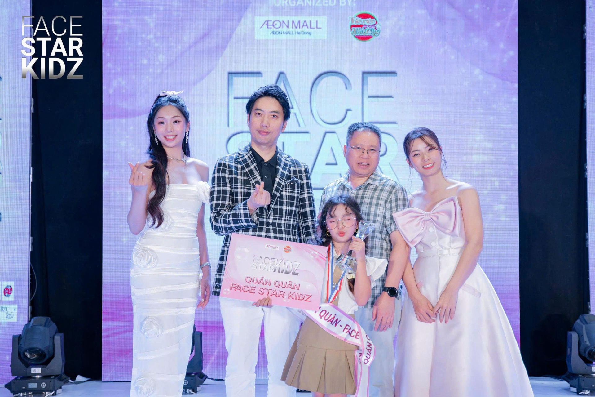 Thí sinh nhí Nguyễn Bảo An trở thành quán quân của cuộc thi Face Star Kidz 2025. z6850246984636_eed6a6fa3667605ff2c6e9701a6761eb
