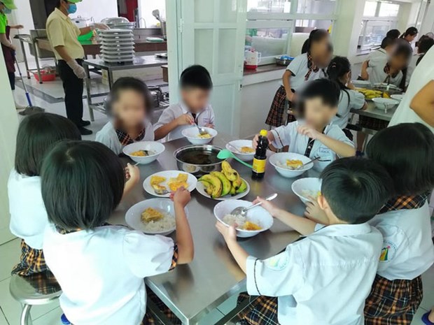 Nhiều trường học không công khai bữa ăn của học sinh 1