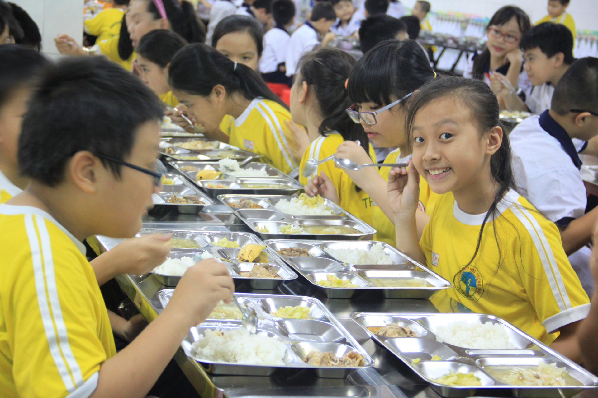 SMP_Pupils enjoy school m