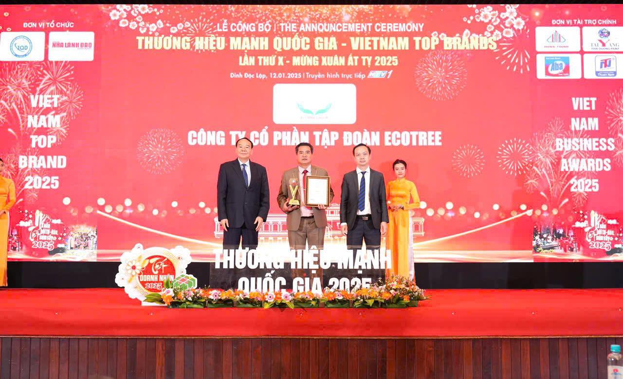 Tập đoàn ECOTREE nhận giải thưởng Top 10 thương hiệu mạnh quốc gia 2025