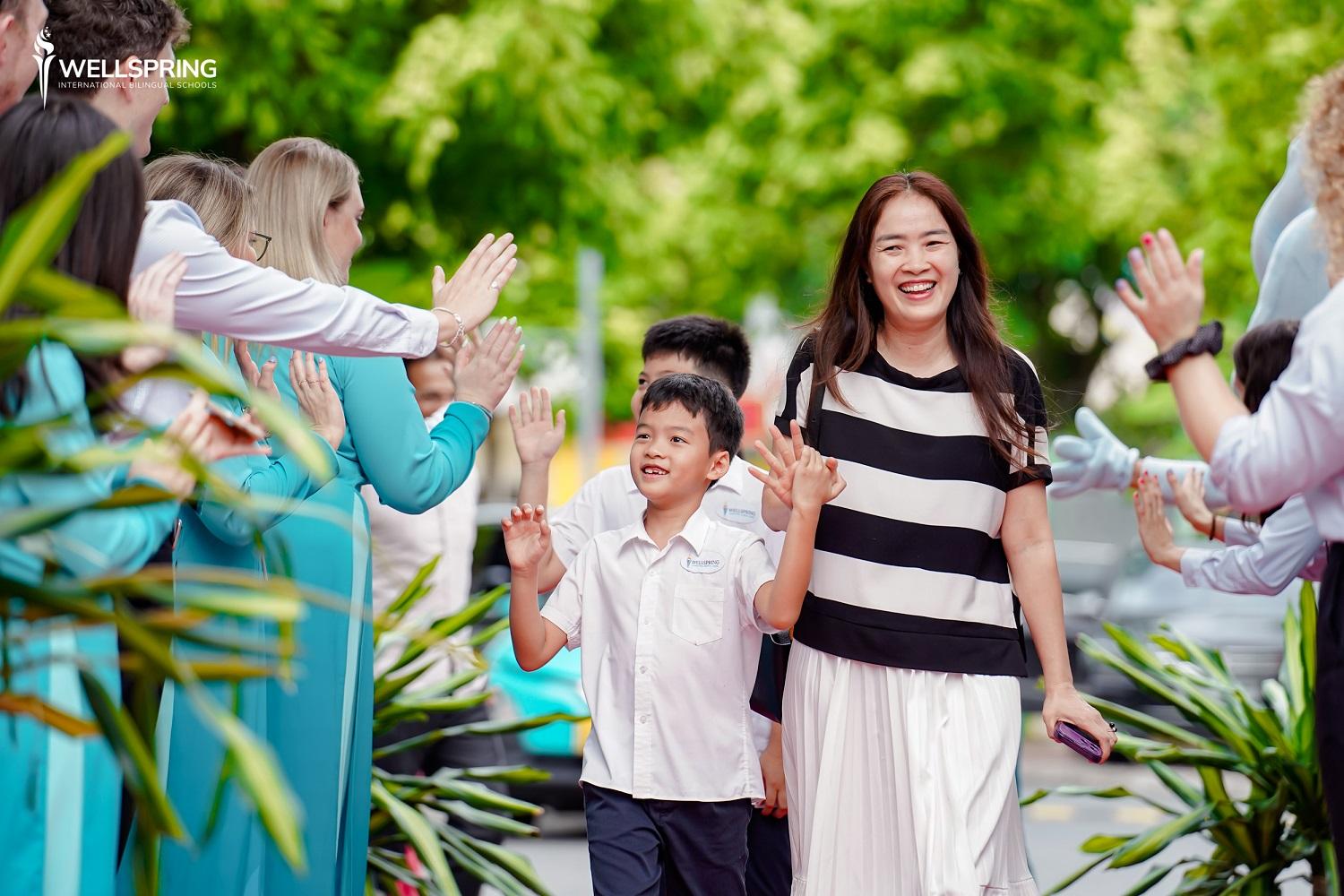 Điều gì tạo nên một môi trường giáo dục giúp con thật sự trưởng thành? Điều gì tạo nên một môi trường giáo dục giúp con thật sự trưởng thành?
