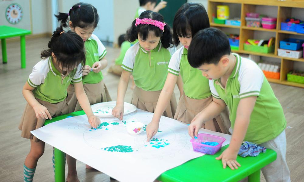 Theo Nghị quyết, đối tượng thụ hưởng bao gồm trẻ em mầm non, học sinh tiểu học tại các cơ sở giáo dục công lập và ngoài công lập. Ảnh: Cổng TTĐT UBND tỉnh Bắc Ninh anh