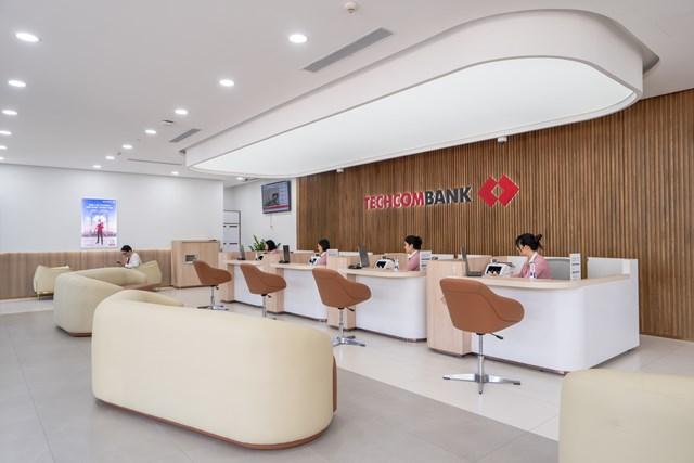 Các giải pháp đột phá giúp Techcombank mở rộng mạng lưới giao dịch, thu hút thêm nhiều khách hàng hơn. q2