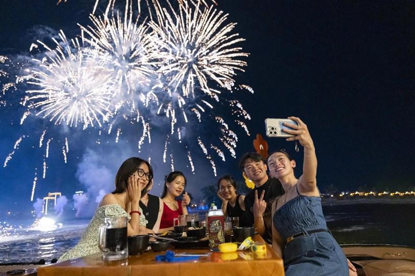 Các show nghệ thuật được đầu tư bài bản chính là lời giải giúp khai phá tiềm năng của kinh tế đêm a1