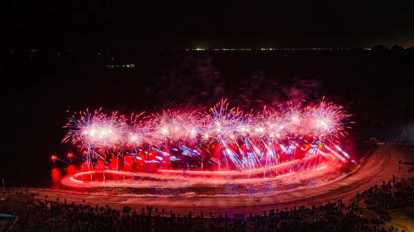 Show diễn “Symphony of the Green Island” xác lập 2 kỷ lục Guinness (Ảnh: Ánh Dương) 3