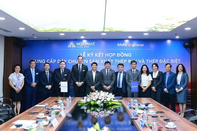 Với dây chuyền này, Tập đoàn Hòa Phát sẽ trở thành doanh nghiệp đầu tiên ở Đông Nam Á sản xuất được thép ray đường sắt tốc độ cao và nhiều loại thép đặc biệt khác với chất lượng chuẩn quốc tế 11