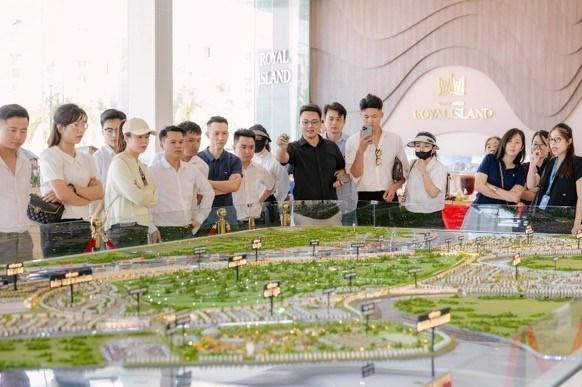 Vinhomes Royal Island là một trong những tâm điểm thu hút nhà đầu tư tới Hải Phòng nhờ vị trí, tiện ích và những giá trị khác biệt Q2