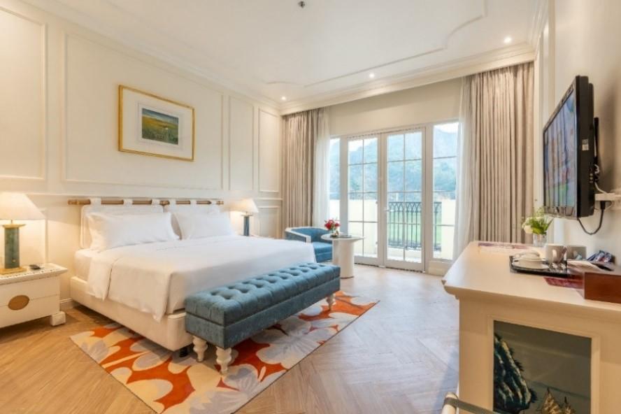 Phòng nghỉ sang trọng với tầm nhìn tuyệt đẹp là nơi lý tưởng để người chơi tận hưởng những giờ phút nghỉ ngơi, thư giãn sau mỗi vòng gôn 3
