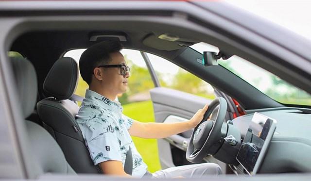 Vị chủ xe cho rằng dịch vụ hậu mãi của VF 9 ngang tầm các thương hiệu xe siêu sang. q1
