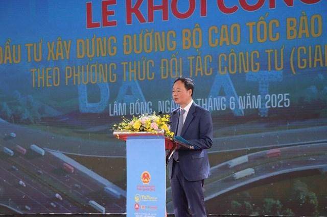 Ông Trần Hồng Thái, Phó Bí thư Tỉnh uỷ, Chủ tịch UBND tỉnh Lâm Đồng phát biểu tại sự kiện 222