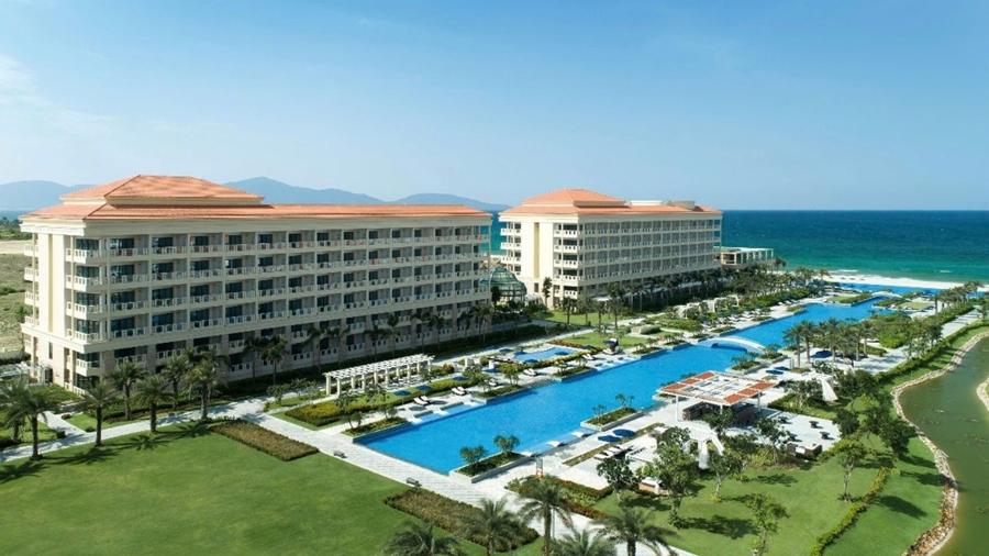 Tổ hợp nghỉ dưỡng hàng đầu thế giới Sheraton Grand Đà Nẵng Resort khẳng định vị thế và chuẩn mực dịch vụ khi phục vụ thành công Gala Dinner trong khuôn khổ Hội nghị APEC 2017. Q11