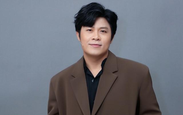 Nguyễn Văn Chung là nhạc sĩ của những giai điệu chạm đến cảm xúc, luôn mang trong mình tinh thần trẻ và lòng tự hào Việt Nam. s2