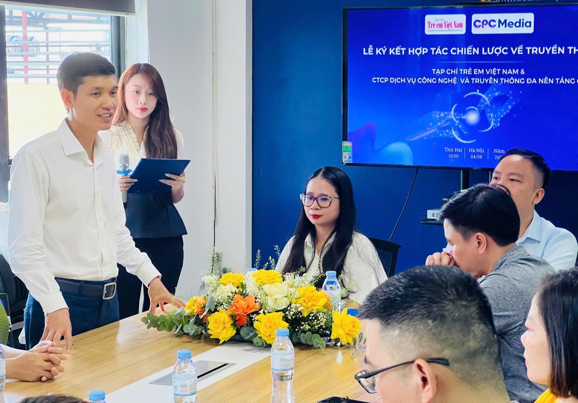 Ông Bùi Văn Khương - Nhà sáng lập CPC Media phát biểu tại lễ ký kết. IMG_9297