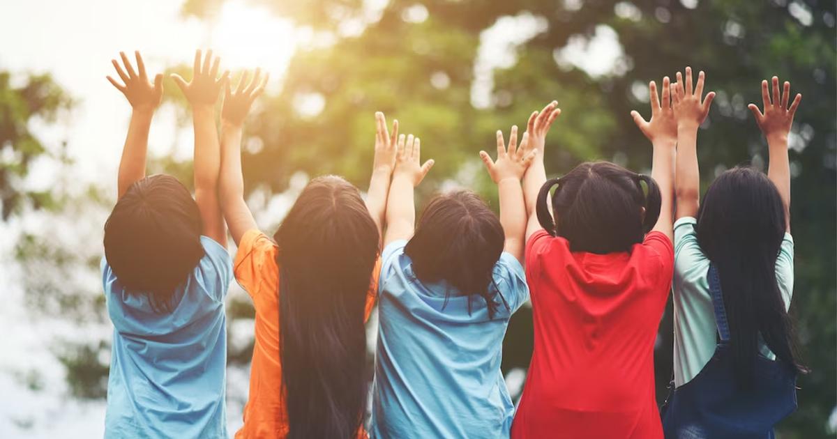Hãy để trẻ em được hưởng toàn bộ niềm vui của tuổi thơ tre em 2025