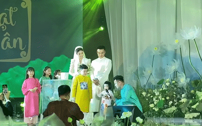 Đám cưới Hoa hậu Ngọc Hân: Hot TikToker nhí 3 tuổi phát biểu khiến dàn sao bất ngờ