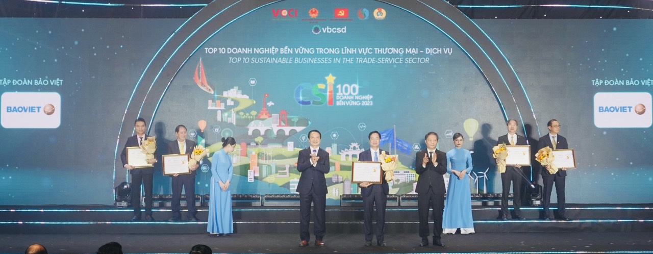 Bảo Việt (BVH) đứng đầu Top10 Doanh nghiệp Bền vững Việt Nam gần 1 thập kỷ liên tiếp