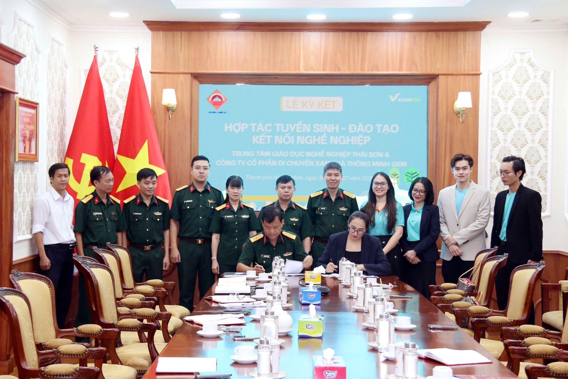 GSM hợp tác Trung tâm Thái Sơn nhằm đào tạo và tuyển dụng lực lượng bộ đội xuất ngũ trở thành tài xế chính quy của Xanh SM Anh 1 (2)