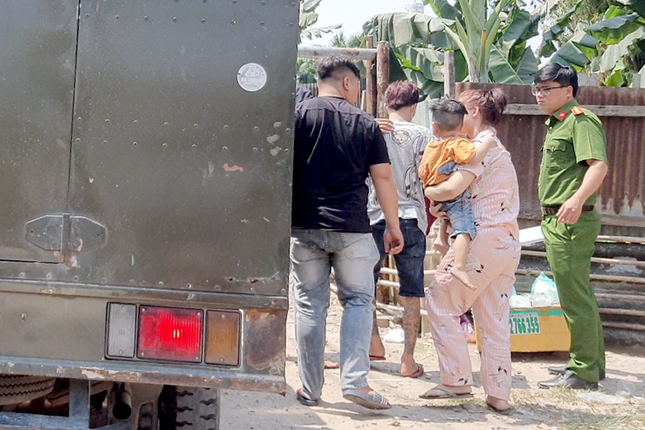 Cập nhật mới nhất sức khoẻ bé trai 3 tuổi bị bạo hành, nghi ép hút ma tuý