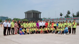 Hội Bảo trợ người khuyết tật và Bảo vệ quyền trẻ em Lạng Sơn tổ chức về thăm Lăng Bác và quê Bác cho học sinh hoàn cảnh đặc biệt