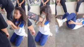 Học sinh bị bạn xé áo, đạp vào mặt: Nên phản kháng hay chịu bị đánh?