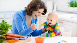 Ăn bổ sung cho bé, cha mẹ cần chú ý những gì?
