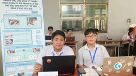 Học sinh viết phần mềm giúp người khuyết tật dùng máy tính