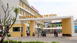 TP. Hồ Chí Minh: Nhiều học sinh Trường Tiểu học Kim Đồng nghi bị ngộ độc sau khi dùng suất ăn bán trú