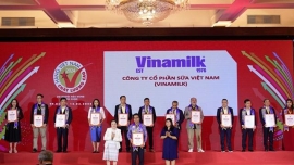 Vinamilk 28 năm liên tiếp giữ danh hiệu Hàng Việt Nam Chất lượng cao