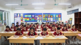 200 học sinh trường Tiểu học Long Biên hưởng ứng cuộc thi 'Chữ đẹp tuổi thơ' lần thứ nhất 