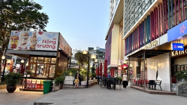Sở Xây dựng Hà Nội yêu cầu xử lý việc lấn chiếm không gian công cộng tại Trung tâm thương mại Chợ Mơ