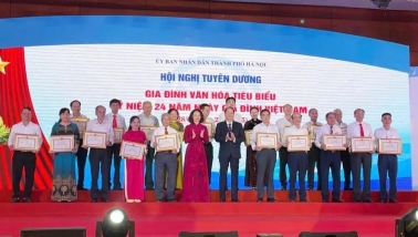Hà Nội tuyên dương 80 gia đình văn hoá tiêu biểu: Nền tảng vững chắc cho thủ đô thịnh vượng