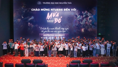 Mưa Đỏ – Hành trình tri ân và đánh thức trách nhiệm tuổi trẻ tại Trường Đại học Nguyễn Trãi