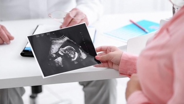 Tầm soát trước sinh và sơ sinh: Đầu tư nhỏ, lợi ích lớn