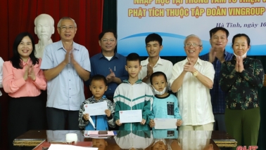 Tập đoàn VinGroup “chắp cánh ước mơ” cho trẻ em nghèo Hà Tĩnh