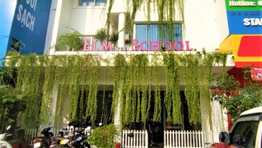 Tạm đình chỉ nhóm trẻ Elm School nghi bỏ đói, bạo hành trẻ