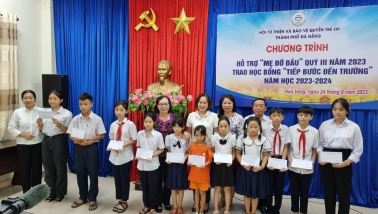 Đà Nẵng: Tiếp sức đến trường cho 26 em học sinh có hoàn cảnh khó khăn