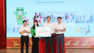 Trao tặng 1 triệu liều Vitamin D3K2 cho trẻ em Việt Nam