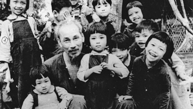 Thiếu nhi với Bác Hồ: Những bài ca sống mãi cùng năm tháng