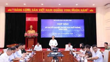 Bộ Giáo dục và Đào tạo sẽ xem xét lại độ khó của đề thi Toán, tiếng Anh tốt nghiệp THPT 2025