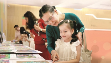 Thúc đẩy quyền trẻ em từ gia đình: Hành trình làm cha mẹ bằng kỷ luật tích cực