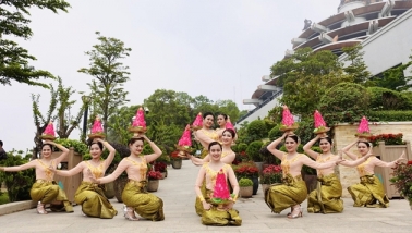 Nhiều di sản văn hoá phi vật thể được tái hiện độc đáo trên núi Bà Đen vào tháng 4