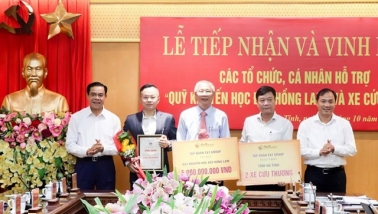 T&T Group hỗ trợ 5 tỷ đồng mở cánh cửa cho học sinh nghèo Hà Tĩnh vào đại học