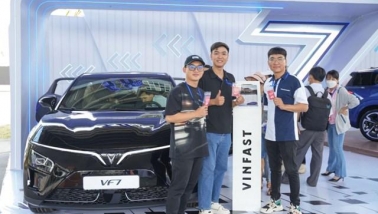 Người dùng Việt chốt nhanh VinFast VF 7 vì thiết kế “đã mắt”