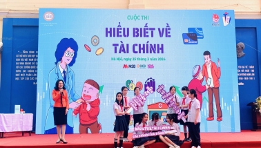 Hà Nội: 1600 học sinh Trường THCS Trưng Vương tham dự cuộc thi 'Hiểu biết về tài chính'