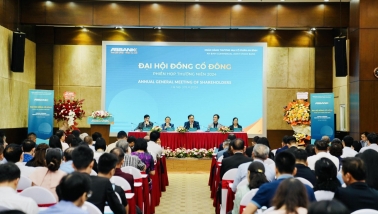 ABBANK Đại hội cổ đông 2024: Đẩy mạnh Dự án làm mới chiến lược ngân hàng