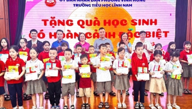 'Trung thu yêu thương' - Tết đoàn viên ấm áp tại Trường Tiểu học Lĩnh Nam