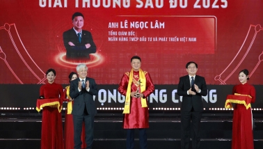 Tổng Giám đốc BIDV được vinh danh Giải thưởng Sao Đỏ năm 2025