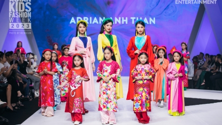 Hoa hậu Việt Nam 2022 Thanh Thuỷ diễn cùng dàn mẫu nhí tại Tuần lễ Thời trang trẻ em châu Á
